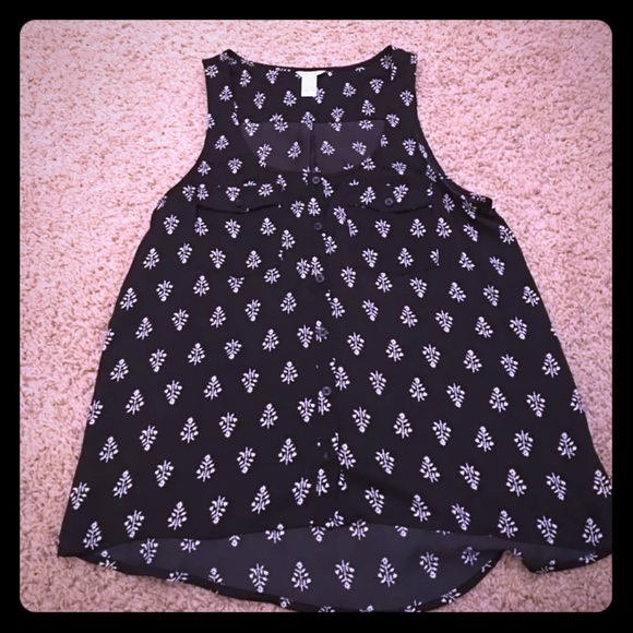 black and white floral tank - Picture 1 of 2